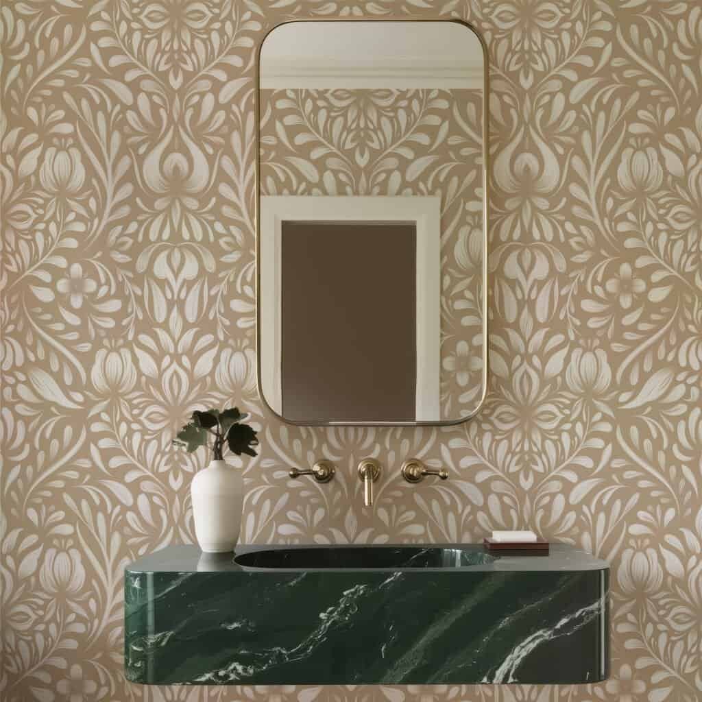 Papel tapiz con patrón floral en tono beige - Alchemyst