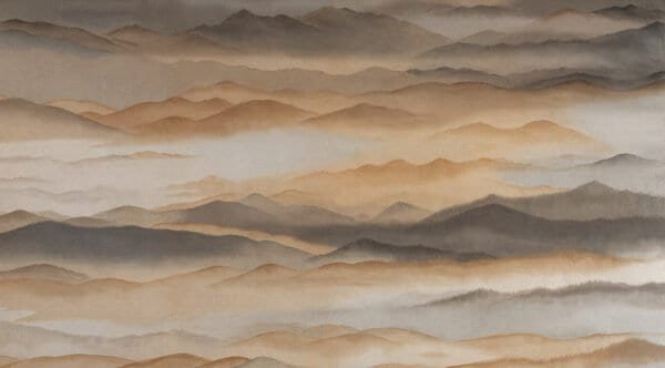 Mural ilustrado de paisaje de montañas con niebla estilo pintura oriental en tonos terracota y dorados - Alchemyst
