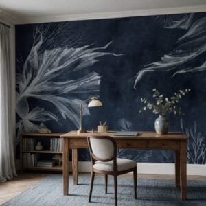 Empapelado mural Subaquous Noir de ALCHEMYST aplicado en un escritorio
